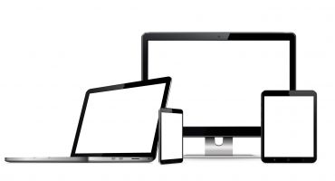 دانلود موکاپ مجموعه صفحه نمایش کامپیوتر،لپ تاپ، تبلت و موبایل
