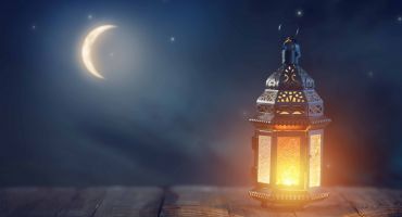 تصویر پس زمینه فانوس در شب های ماه مبارک رمضان